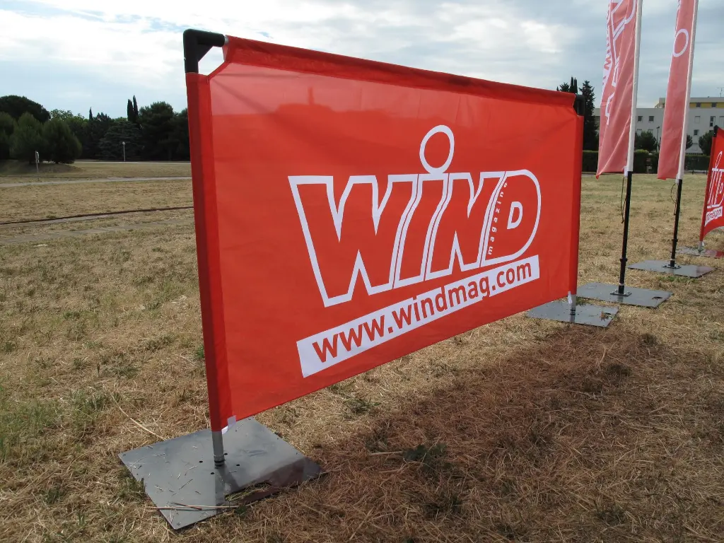 2M-maille drapeau.webp