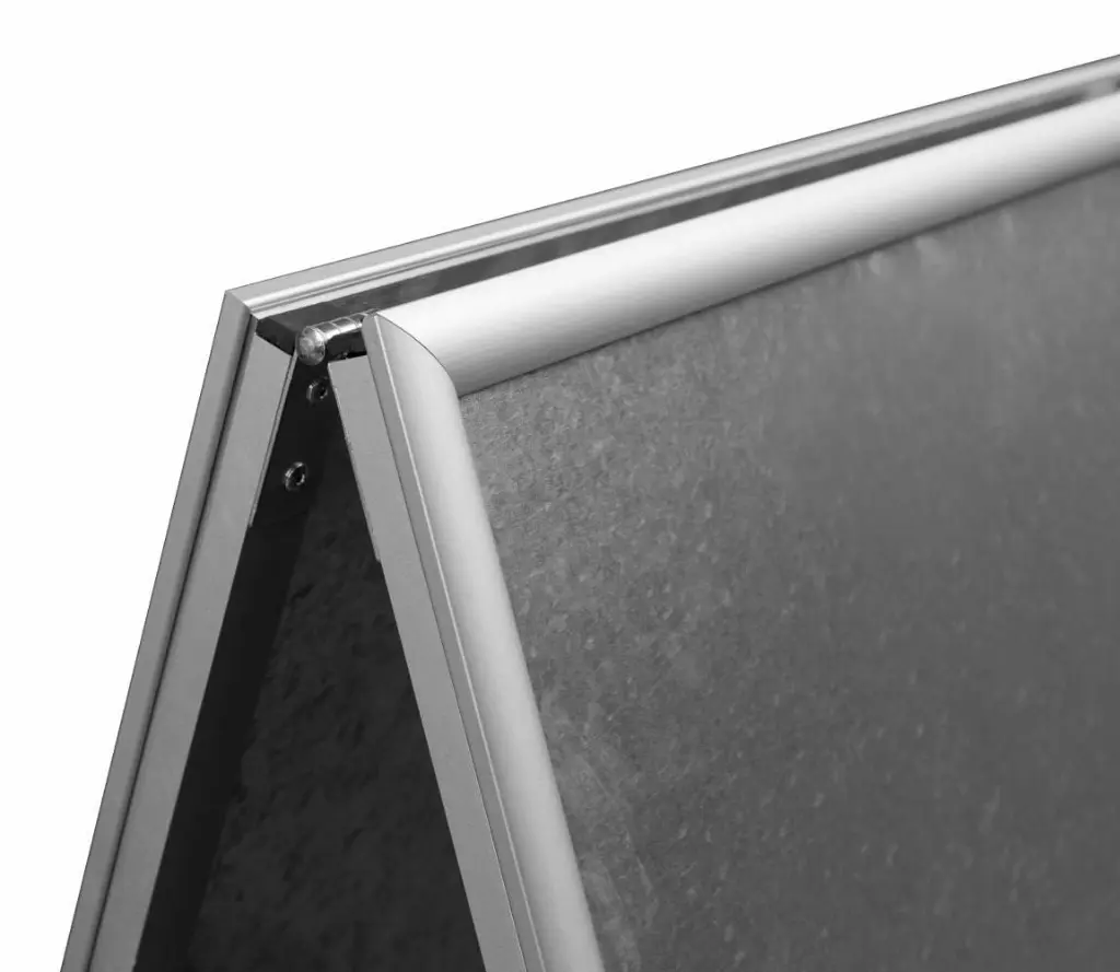 ChavaletAlu (1).webp